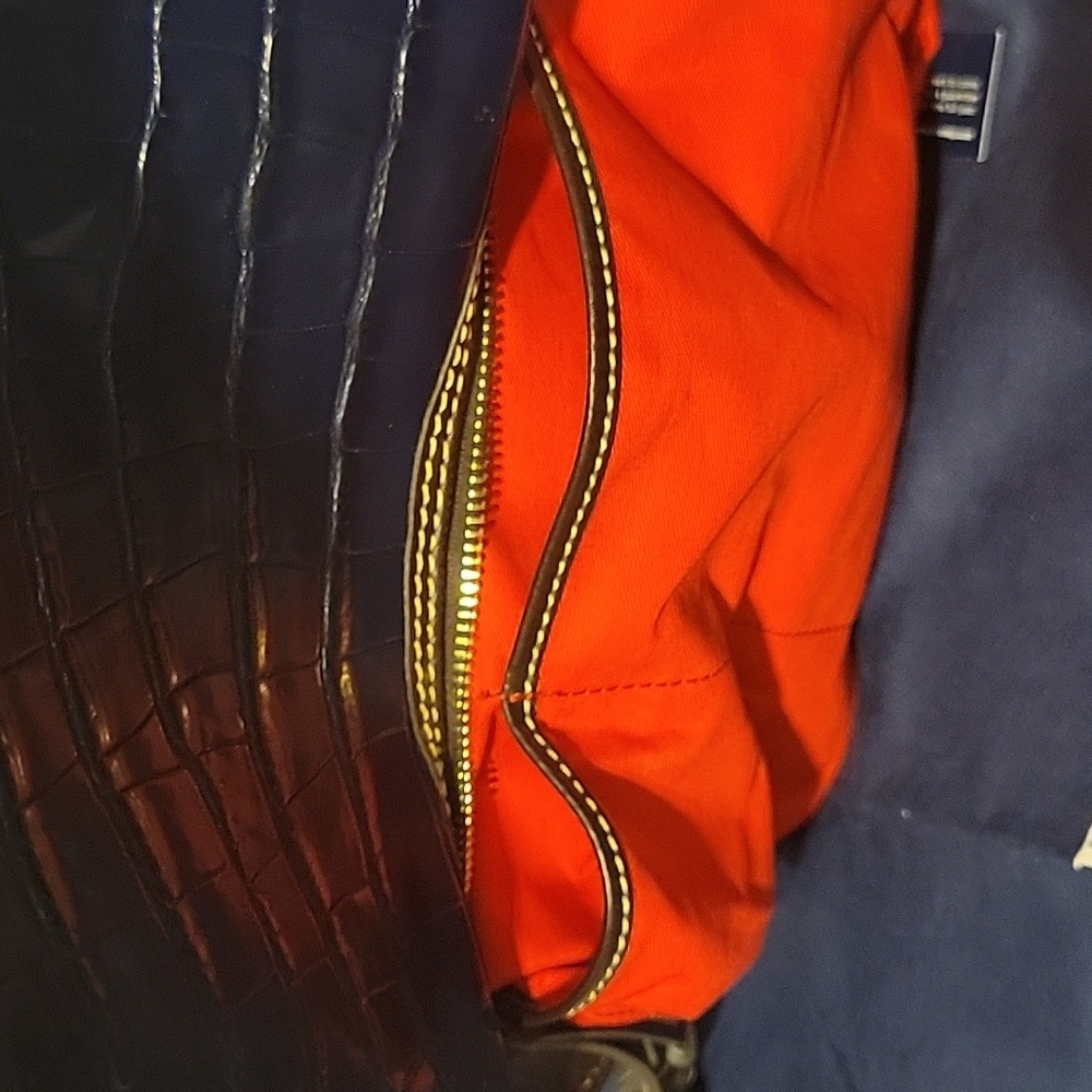New Dooney & Bourke Oakdale Paige Crocodile Embossed Crossbody Midnight Blue - Picture 10 of 14